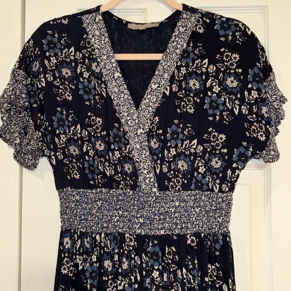 • J Gee • Dress - Picture 2 of 2